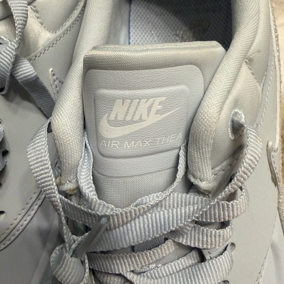 Nike Air Max Thea Pure Platinum, Women’s 8 NWOT - Picture 8 of 9